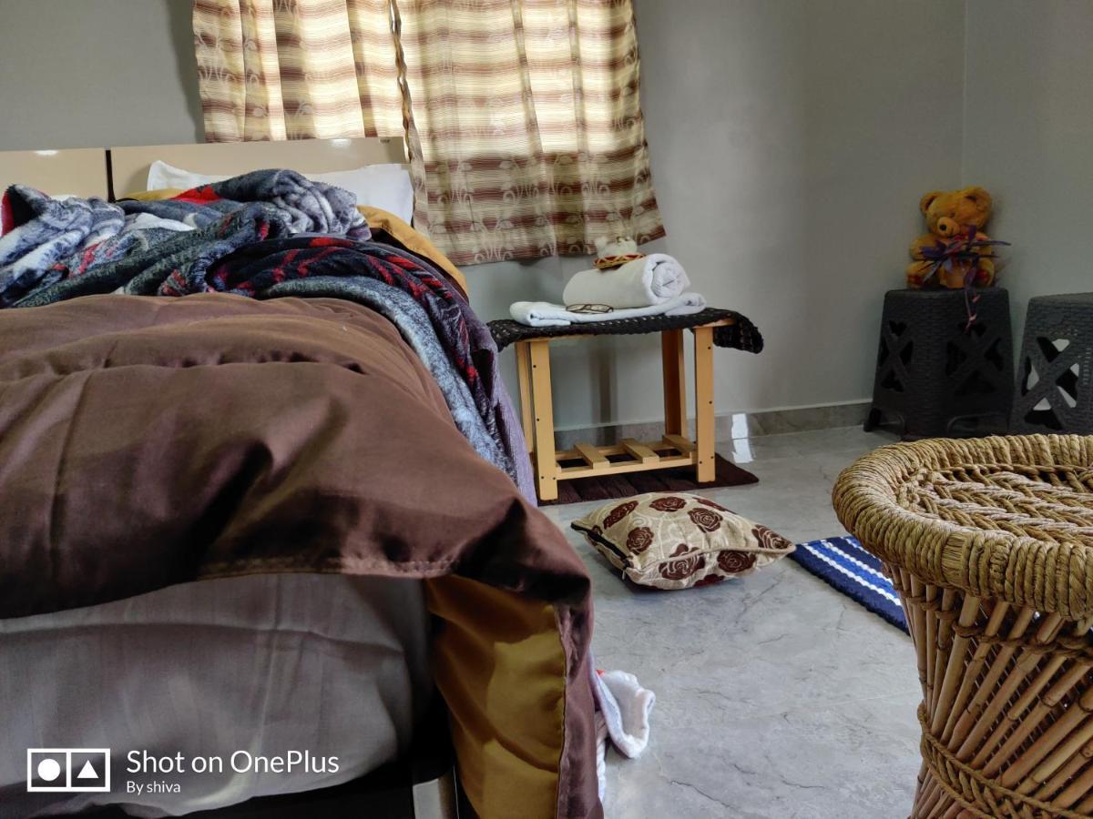 Lee Homestay Hampi Bagian luar foto