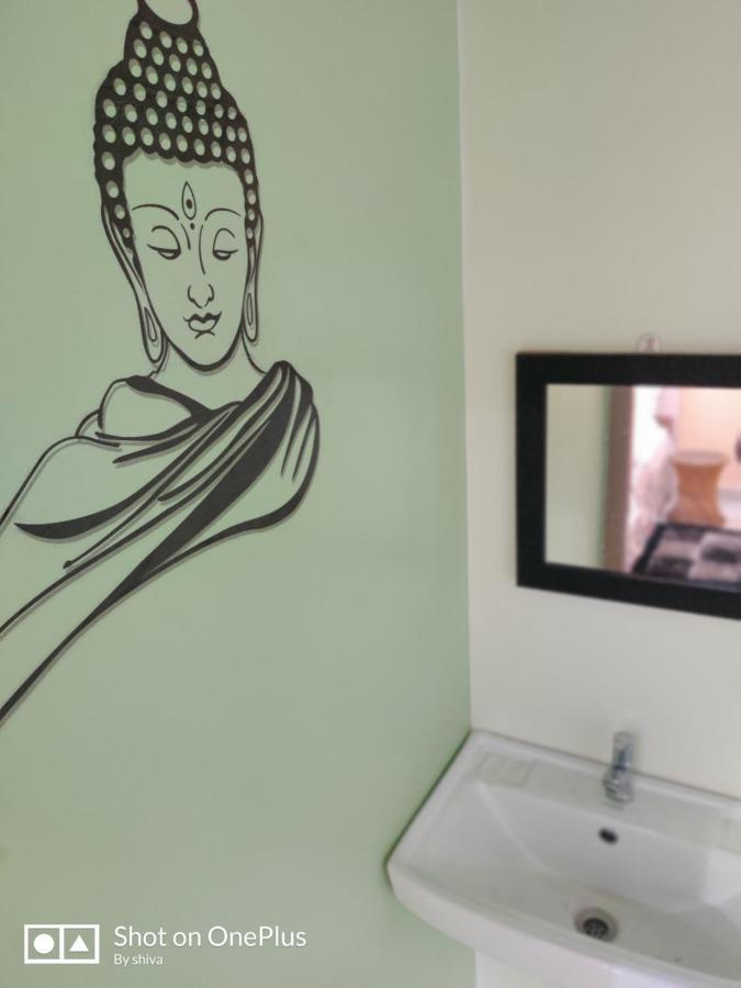 Lee Homestay Hampi Bagian luar foto