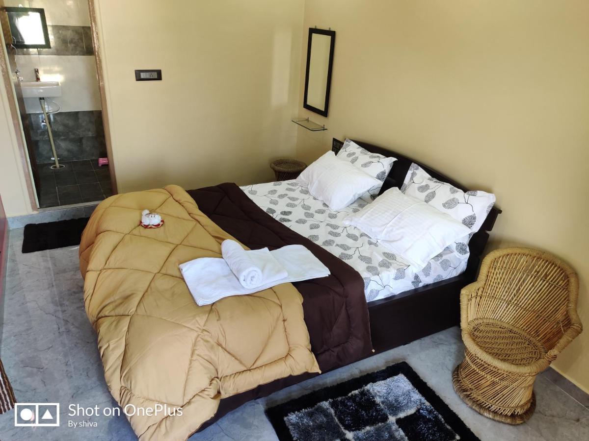 Lee Homestay Hampi Bagian luar foto