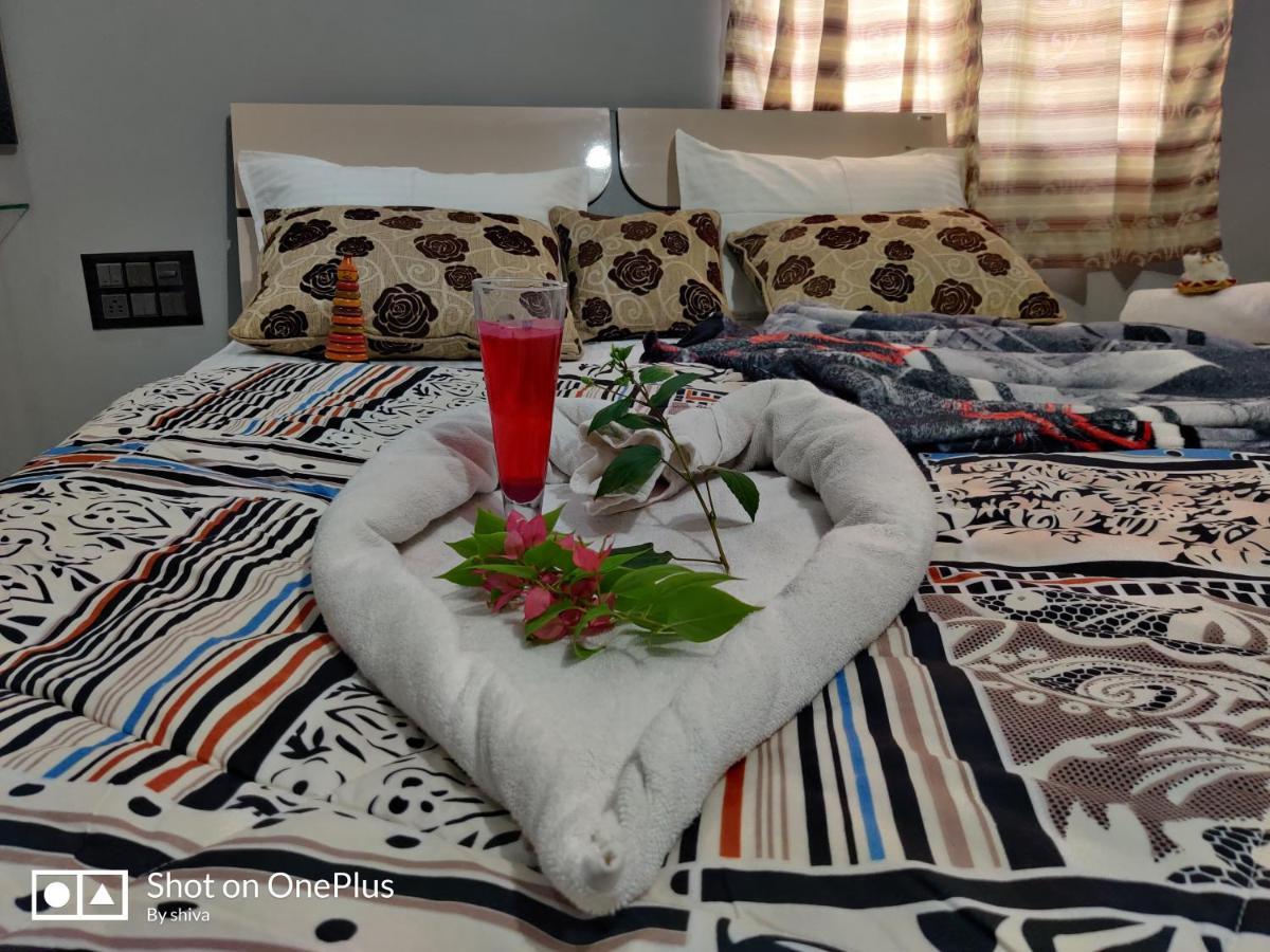 Lee Homestay Hampi Bagian luar foto